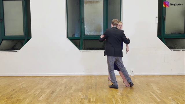 Уроки танцев - Аргентинское танго - Barrida в комбинации (шаги для партнёров и партнерш) смотреть онлайн