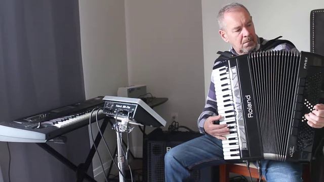 old standard accordion by roman смотреть онлайн