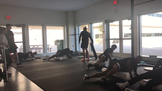How To Properly Recover After A Game | Professional Football Recovery Session смотреть онлайн