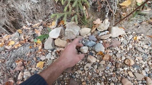 3 эксперимента . Глина с камнем? . Исчезнет ли песок с берега ? Чем находиться ножик ? смотреть онлайн