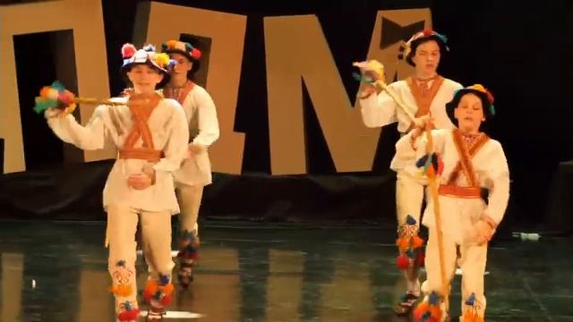 Румунський танець "Калушарії" смотреть онлайн
