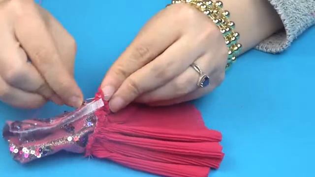 Платье на вечеринку для Барби (Barbie,barbie doll). Лайфхаки с Барби смотреть онлайн