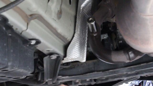 2008 Toyota RAV4 Oxygen O2 Sensor Replacement Bank 1 Sensor 2 смотреть онлайн