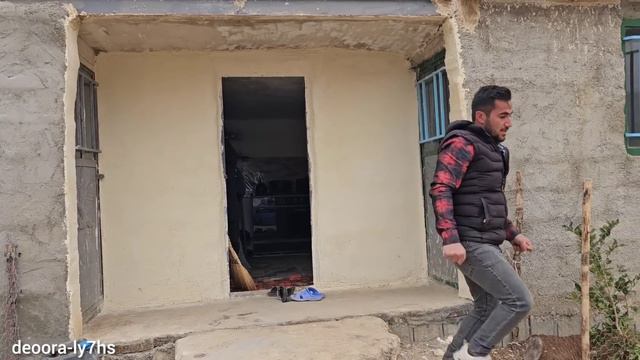 Romantic Courtship: Hojjat's Talks With Soraya For His Lost Half #deoora