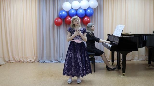 Свириденко Алиса, 9 лет, музыка Е. Зарицкой, слова В. Орлова. "Музыкант". смотреть онлайн