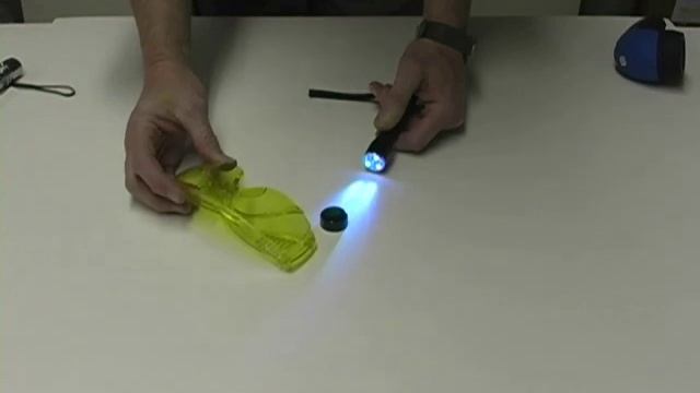 UV LED Lamps and Goggles for Fluorescent Dye Leak Detection смотреть онлайн