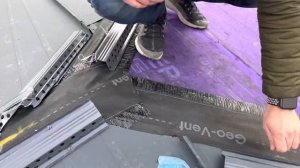 Вентилируемый конёк для фальцевой кровли