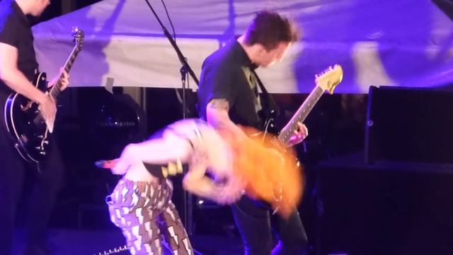 1/19 Paramore - Hallelujah (Leonard Cohen Cover) + Hallelujah @ Parahoy (Show #2) 3/07/16 смотреть онлайн
