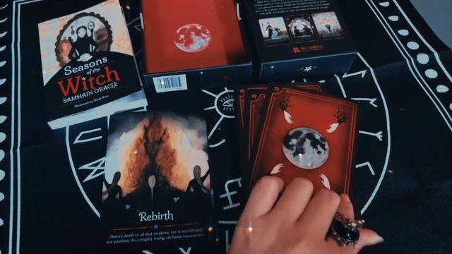 Seasons of the Witch: Samhain Oracle смотреть онлайн