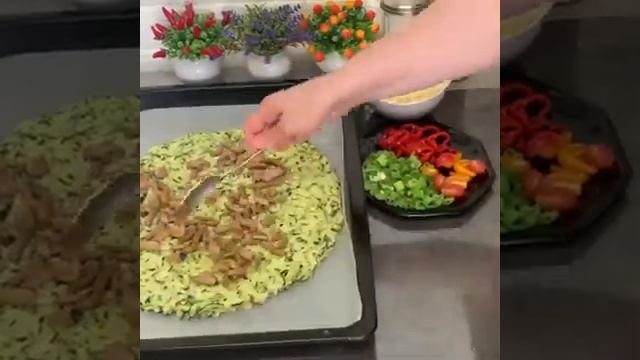 Кабачковая пицца на кабачковой основе в духовке смотреть онлайн