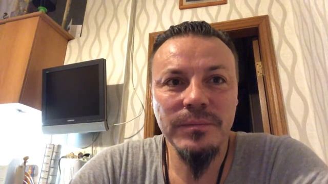 = Иду на почту отправлять картину= смотреть онлайн