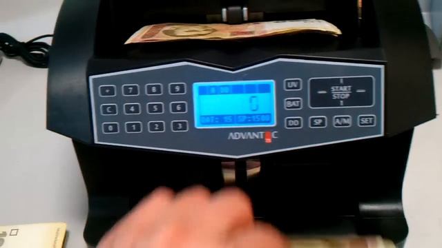 Счетчик банкнот Cassida Advantec 75 SD/UV смотреть онлайн