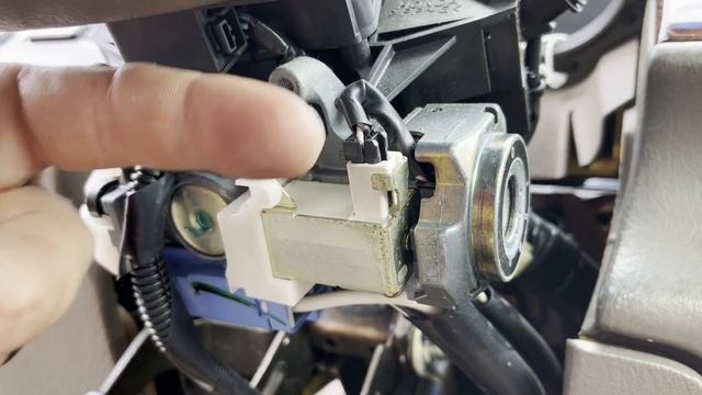 HOW TO FIX A HONDA ACURA KEY STUCK IN THE IGNITION AND PROBLEM STARTING WITHOUT GOING TO THE DEALER смотреть онлайн