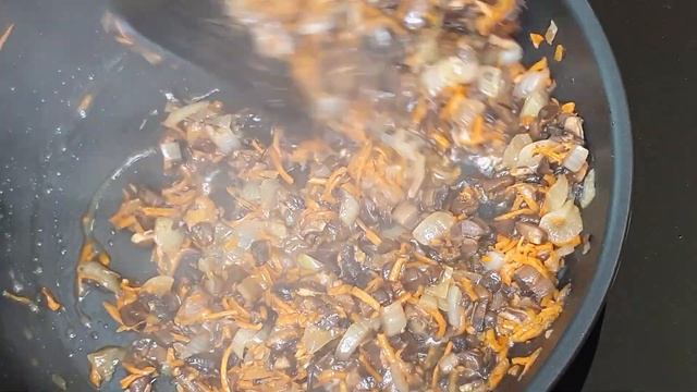 Просто фантастика! Грибной соус со сметаной! смотреть онлайн