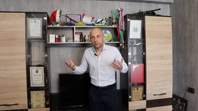 Выбор Автошколы и автоинструктора. Инструктор в Автошколе. В какую автошколу пойти? смотреть онлайн