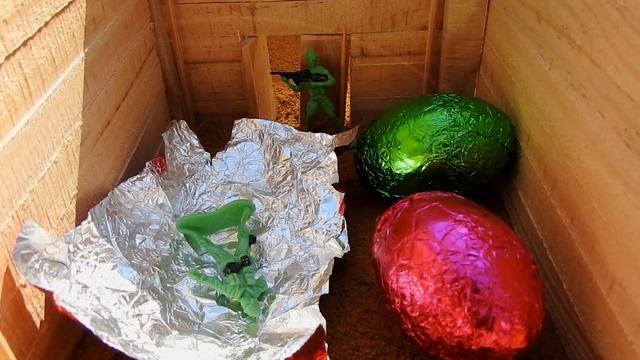 Green Army - Trojan Eggs - Late Easter Special смотреть онлайн
