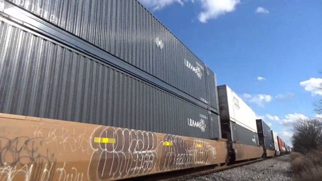 Original SD70MAC Leader + Monster! A Nice Day on the CSX Henderson Sub: 12/12/20 смотреть онлайн