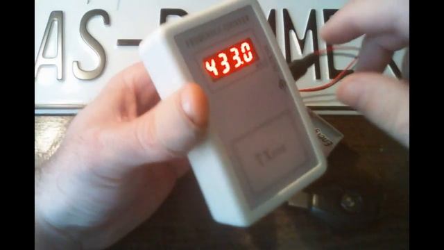 Тестер частоты ключей BMW отличный прибор для диагноста смотреть онлайн