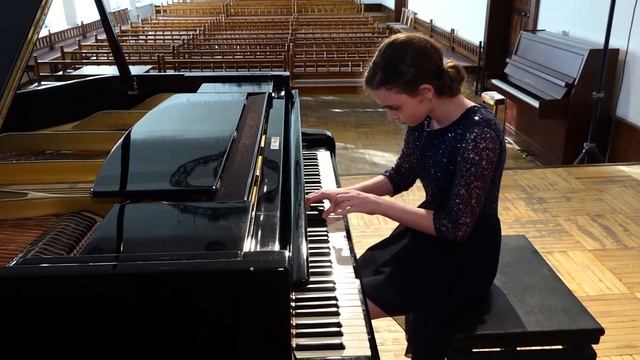 С. Прокофьев "Мимолетности " №1, №10, Э. Григ "Танец из Йольстера" смотреть онлайн