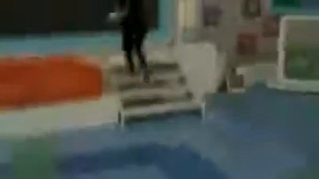 Studio Rai Gulp: I Fan di Avril Lavigne - Behind The Scenes! смотреть онлайн