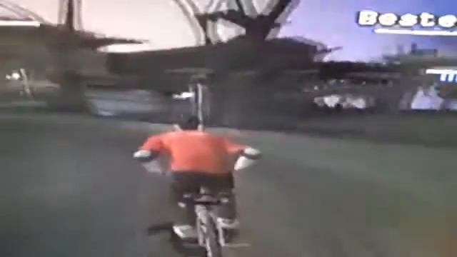 Mat Hoffman Pro BMX 2 out of map glitch смотреть онлайн