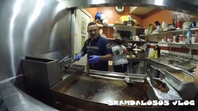 LAS TORTAS NEZA QUEENS NEW YORK VLOG смотреть онлайн
