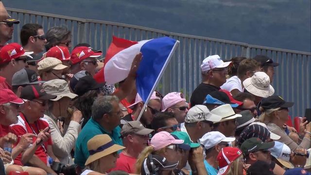 Renault Sport Passion Parade at Grand Prix de France смотреть онлайн