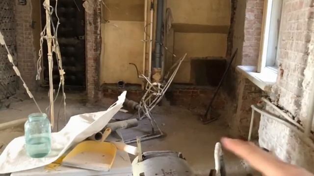 Капитальный ремонт в квартире дизайнера. 2 ЭТАП: отбиваем штукатурку. смотреть онлайн
