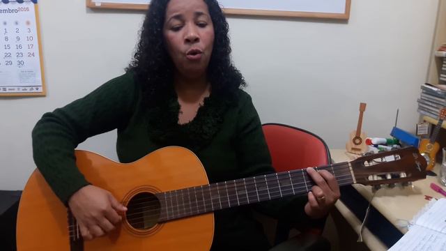 Ao abrir o culto (HC 243) - Vídeoaula no violão com dedilhado em arpejo - Tom de (G) смотреть онлайн