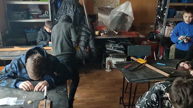 Подставка для телефона, салфетница, опять катана смотреть онлайн