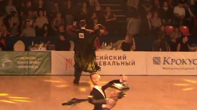 Ермаков Антон - Знобина Анастасия Чемпионат РТС Юниоры-2 Стандарт Вальс смотреть онлайн