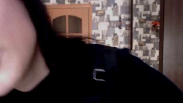 АСМР ОЧЕНЬ ПРИЯТНЫЙ ПАРИКМАХЕР НА ДОМУ✂ASMR HAIRDRESSER смотреть онлайн