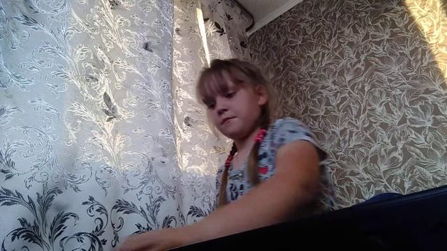 Играю на Синтезаторе смотреть онлайн