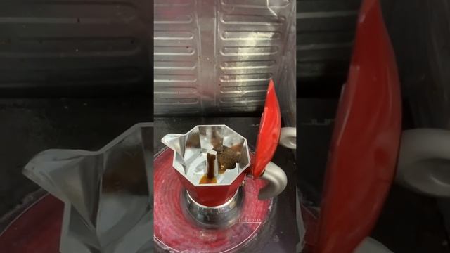 Cà phê với ấm bialetti moka induction смотреть онлайн
