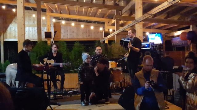 Alekseev Все успеть дуэт с самым маленьким поклонником Илюшей. Летний Сад-Сделайте потише 2 смотреть онлайн