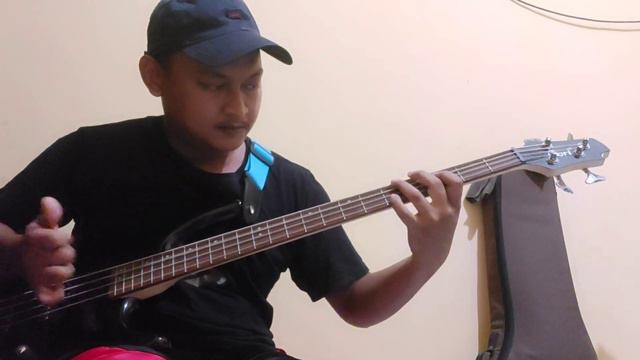 after setting playbility Gitar cort action Bass plus 🤘 смотреть онлайн