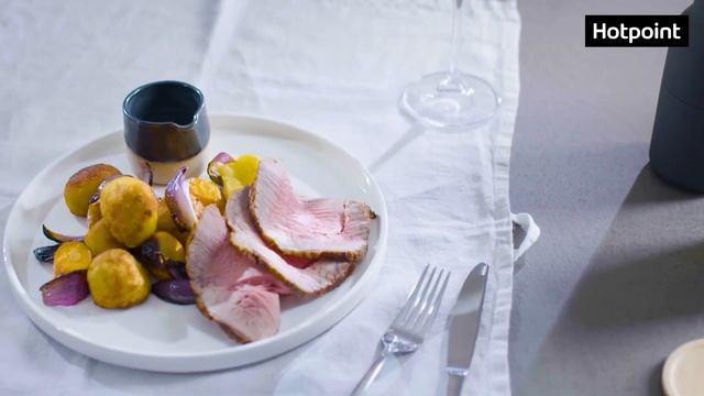 Газовая плита Hotpoint HS5G1PMW RU смотреть онлайн