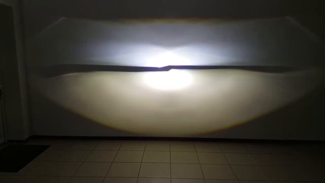 Сравнение света бидиодных линз. GTR mini BI LED 4500K vs White Vision BI LED смотреть онлайн