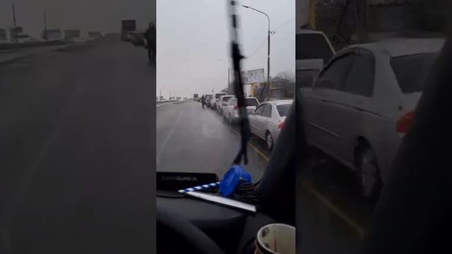 Ситуация на выезде из Херсона смотреть онлайн