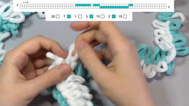 Двусторонний детский плед из плюшевой пряжи Alize Puffy More | Вяжем без спиц и крючка. Подробный М смотреть онлайн