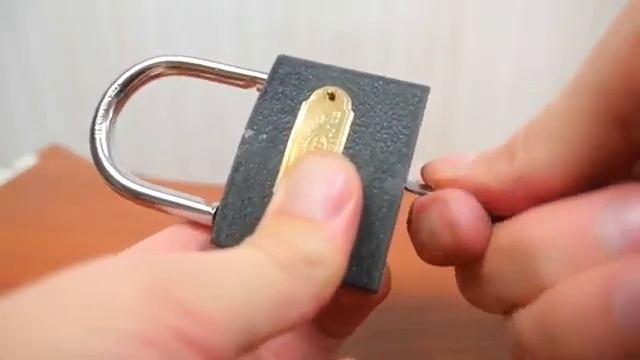 Как открыть замок без ключа?? смотреть онлайн