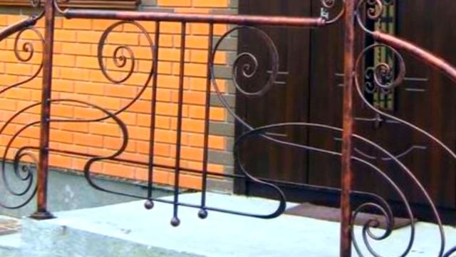 Кованые козырьки над крыльцом с перилами для крыльца частного дома смотреть онлайн