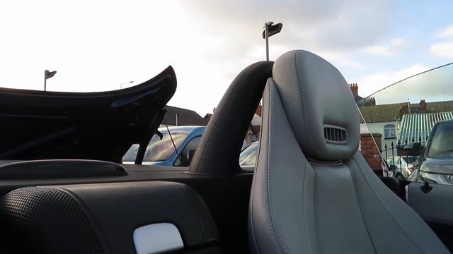 2005 Mercedes-Benz SLK350 - Start up and in-depth tour смотреть онлайн