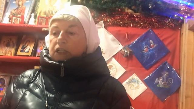 Рождественская ярмарка в Голвее, Ирландия. Стол из Беларуси.#Days_in_ireland смотреть онлайн