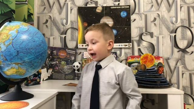 "Лучше всех" Капитонов Дима, 5 лет, старшая группа N8 "Солнышко", воспитатель Макарова Н.В. смотреть онлайн