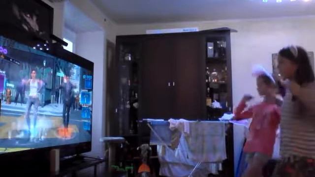 DANCE CENTRAL 3| Играем на XBOX 360 смотреть онлайн