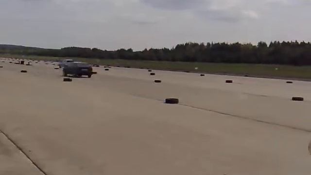 Citroen BX vs Honda Civic Type R Mimonske valky 16 - sprint 2000 смотреть онлайн