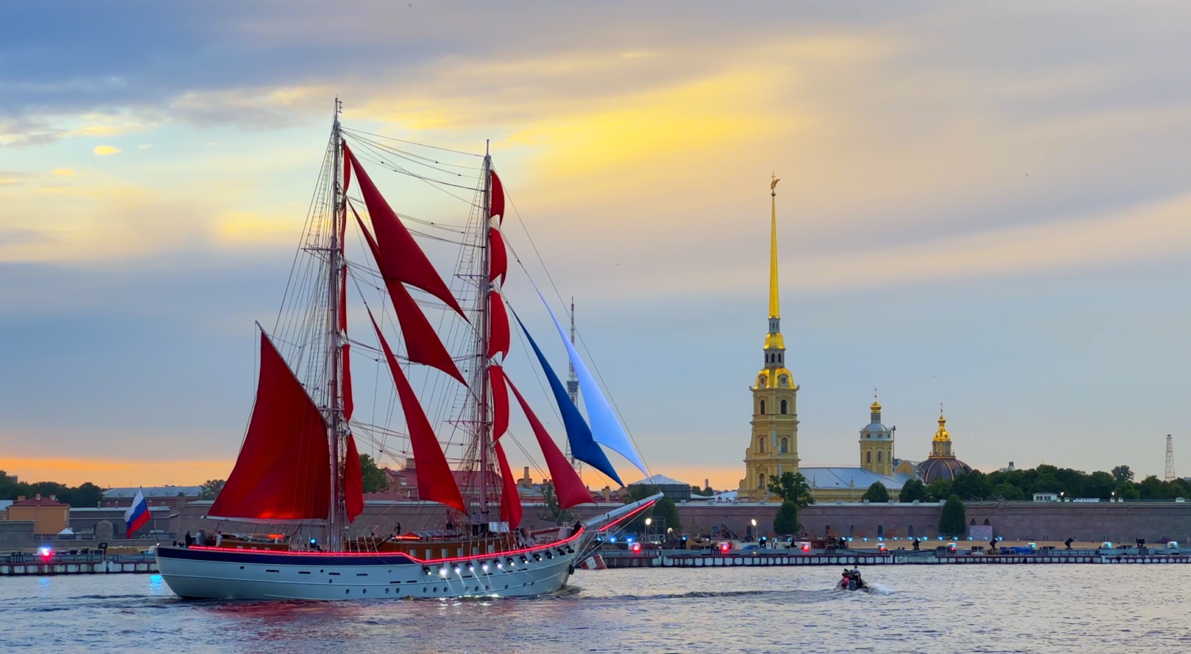 Санкт-Петербург. Репетиция "Алых Парусов". смотреть онлайн