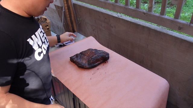 Smoking a PRIME Brisket on the Oklahoma Joe's Highland & 3 Lessons Learned смотреть онлайн