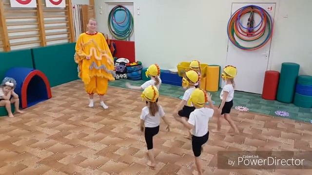 Игра Курочка и цыплята смотреть онлайн